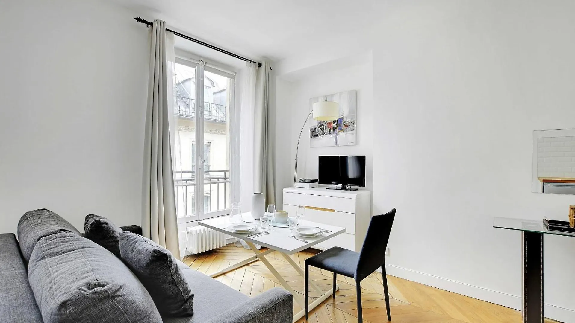 Authentic Apartment - 1Br-2P - Palais Garnier Paris