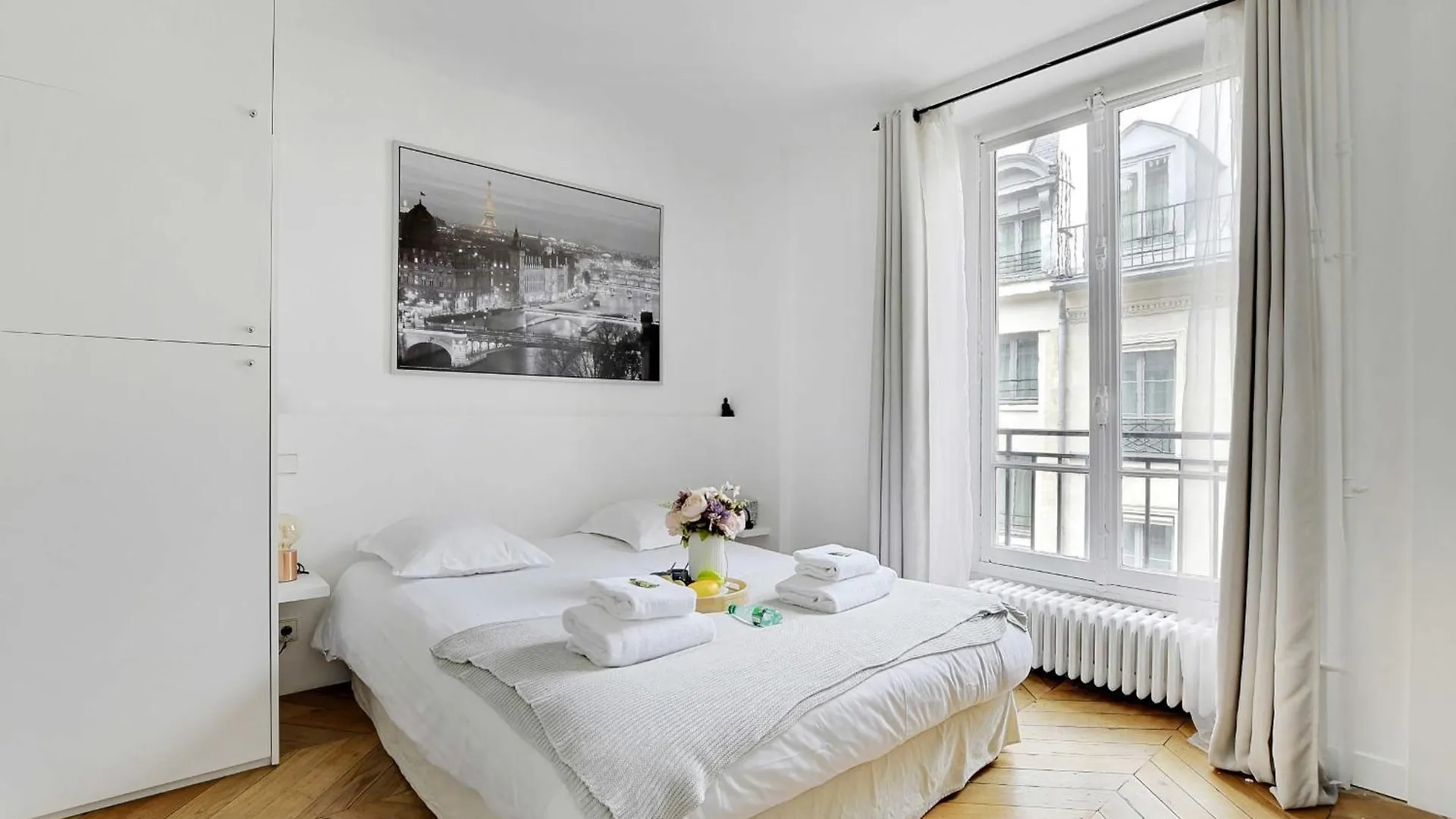 Authentic Apartment - 1Br-2P - Palais Garnier Paris France